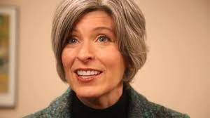 Letters Ernst Shouldn T Be Applauded For Backing Trump