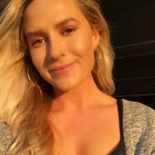 Erin Kehoe's Instagram, Twitter & Facebook