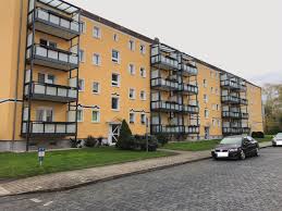 Die immobilie hat eine wohnnutzfläche von ca. Leuwo Wohnungen In Zeitz Leuwo Leuna Wohnungsgesellschaft Mbh