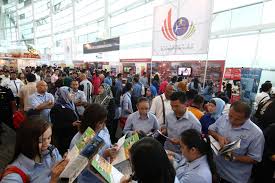 Lihat bagaimana aliya yang berkelulusan spm, mengejar kerjaya. Pelaksanaan Sistem Insurans Pekerjaan Najibrazak Com