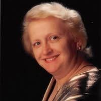 Carol Dake's Instagram, Twitter & Facebook