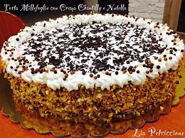 La crema chantilly può contentere una percentuale diversa crema pasticcera, in questo caso la crema pasticcera è il doppio della panna montata. Millefoglie Con Crema Chantilly E Nutella A Tavola Con Lia