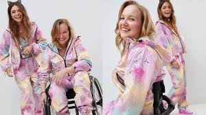 The website sells over 850 brands as well as its own range of clothing and accessories. Asos Praised For Disabled Friendly Clothes Bbc News