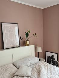 Insbesondere wandfarben beeinflussen, ob wir uns in einem zimmer entspannen. B O N J O U R Wandfarbe Schlafzimmer Kopfteil B