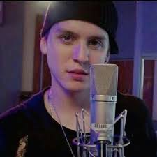 Christopher Bryan Vélez Muñoz