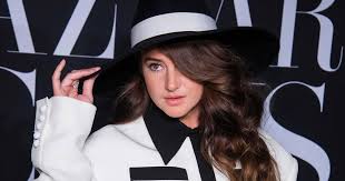 Keleigh documented their trip, and in one video she and aaron belt out and dance to a song by taylor swift writing that they love the grammy winner and. Aaron Rodgers And Shailene Woodley Are Engaged She Confirms Cbs News