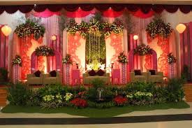 Share/bagikan video ini ke semua sosial media yang kalian punya. 10 Ide Pelaminan Nuansa Merah Selain Lambang Kemakmuran Kesannya Pun Meriah