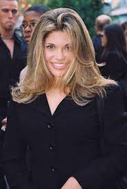 22 Iconic 90s Hairstyles That Are Still Popular Today All Things Hair Uk Blowout Hair 90s Hairstyles 90s Haircuts