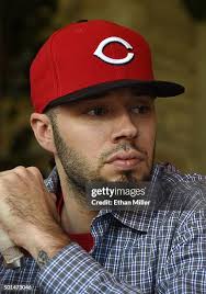 22 Photos & High Res Pictures