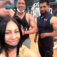 Sandra Barraza's Instagram, Twitter & Facebook