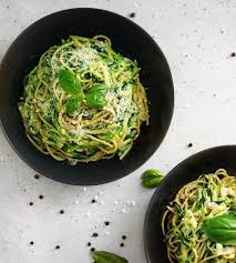 Zoodles Mit Veganer Kasesosse Low Carb Kuche Rezept Zoodles Vegane Low Carb Rezepte Zoodles Rezept