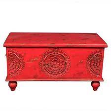 Constructed of sturdy wood and premium metal, the table also features two cozy family room decor idea. Wanderloot Leela Red Hand Carved Medallion Coffee Table Trunk India Buy Online In Colombia At Desertcart Co Productid 40787267