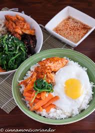 Bibimbap Koreanischer Rice Bowl Mit Scharfem Sesam Hahnchen Rezept Bibimbap Koreanisches Essen Essen Fur Die Seele