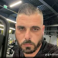 ☠️ANTHONY MULLER☠️ (@bulbizar93)