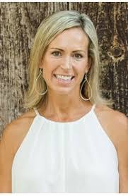 Courtney Calkins's Instagram, Twitter & Facebook