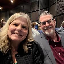 last night was MAGIC. 🪄 thank you to all of you who came to my Toronto pop  up last night. we got to celebrate magic being out. you sang alllll the  words,