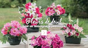 Fleurs Et Plaques Funeraires Pour La Toussaint La Foir Fouille