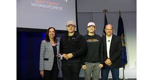 Paving the Way for EV Battery Workforce Education: Stellantis Supplies 12  New Ram ProMaster Electric Vans to Battery Workforce Challenge Teams