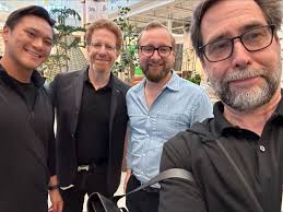 Stuart Sherman ⭐️