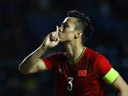 Đó là cảnh quế ngọc hải tung đường chuyền kiến tạo cho quang hải ghi bàn hay cảnh đội tuyển chào cờ. Chum áº£nh Nhá»¯ng Khoáº£nh Kháº¯c Ä'áº¹p Nháº¥t Cá»§a Quáº¿ Ngá»c Háº£i