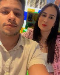 🦅🙆🏻‍♂️