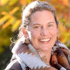 Brooke Tapp's Instagram, Twitter & Facebook