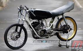 Assalamu'alaikum slur, kali ini saya reiew rx king tahun 97 full modif pemilik asal kebumen, semua sudah dijelaskan dividio. Modifikasi Rx King Drag Bike Blog Gambar Modifikasi Motor Pembalap Motor Motor Modifikasi