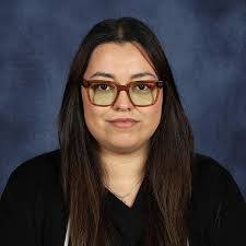 Amaris Evans's Instagram, Twitter & Facebook