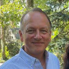 Singapore's edge in race between Asia's FX hubs