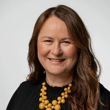 Jasmine Platt's Instagram, Twitter & Facebook