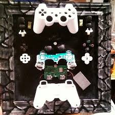 Ps3 Broken Controller Art Project That Can Be Used In Decorating Game Room Gaming Decor Art Projects Gaming Products