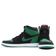 Nike air jordan 1 mid metallic gold men's and gstop rated seller. SuraÄ'ivati Knjiga Iznos Pantofi Sport Nike Air Jordan 1 Mid Gs Goldstandardsounds Com