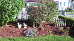 Mehr als 500 einträge für holzhackschnitzel. Dunkel Rote Hackschnitzel Garten Rindenmulch Hack