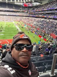 Brothers attend Browns game in London