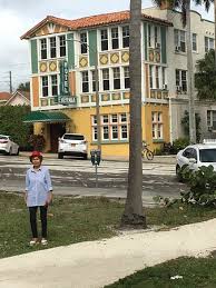 It is located immediately to the west of the. The 10 Closest Hotels To Clematis Street West Palm Beach Tripadvisor Find Hotels Near Clematis Street