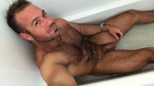 Chad White shot another solo-big guy little tub