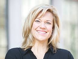 Dawn Lindeman's Instagram, Twitter & Facebook