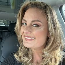 Sonia Grove's Instagram, Twitter & Facebook