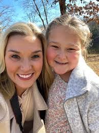 Lauren Fontenot's Instagram, Twitter & Facebook