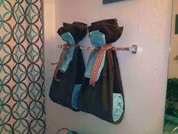 Juju's board bathroom towel decor on pinterest. Exclusive Diy Bathroom Towel Decoration Ideas Live Enhanced Bathroom Towel Decor Decorative Bath Towels Bathroom Towels Display