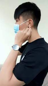 How To Wear A Surgical Mask Correctly Includes Helpful Images Mask How To Wear Guide