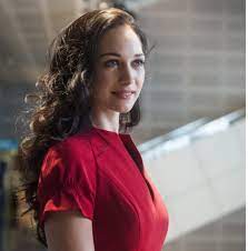 We look very forward to seeing you as geneva dunsany, hannah! Hannah James As Geneva Dunsany Outlander Outlander Jamie Outlander Fan