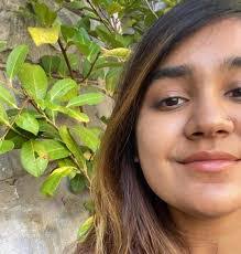 Eve Wong's Instagram, Twitter & Facebook