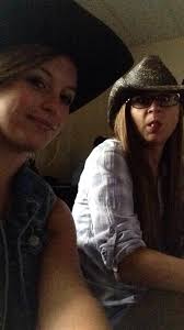 Kelsi Fichtner (@k_feetnr)