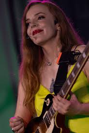 An opening with daring explorations and unforgettable sets