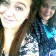 Mindy Hobbs's Instagram, Twitter & Facebook