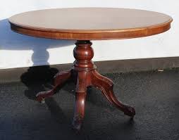Bei der lieferung haben sie. Esstisch Nussbaum Massiv Baumkante Tisch Rund Ausziehbar Massiv Roller Tischgruppe Doris Esstisch Stuhle De Esstisch Stuhle Esszimmertisch Esstisch Weiss