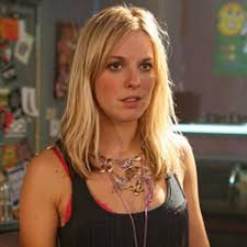 Hollyoaks star returns to the set