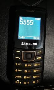 SAMSUNG E1100 NA PRODAJU
