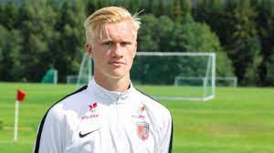 His younger cousin albert tjåland is also a footballer, registering over sixty goals in under forty games played with molde's youth team. Erling Haalands Cousin Albert Braut Tjaland Macht Schlagzeilen Ist Der Hype Berechtigt Eurosport